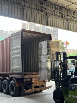 Cuộn phim mạ mạ được xử lý bằng corona kép với chiều rộng từ 100mm đến 2200mm và keo nhiệt cấp thực phẩm