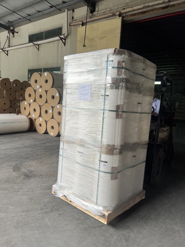 Màng cán nhiệt 30MICRON với bề mặt nhẵn và độ cứng mềm để cán kỹ thuật số