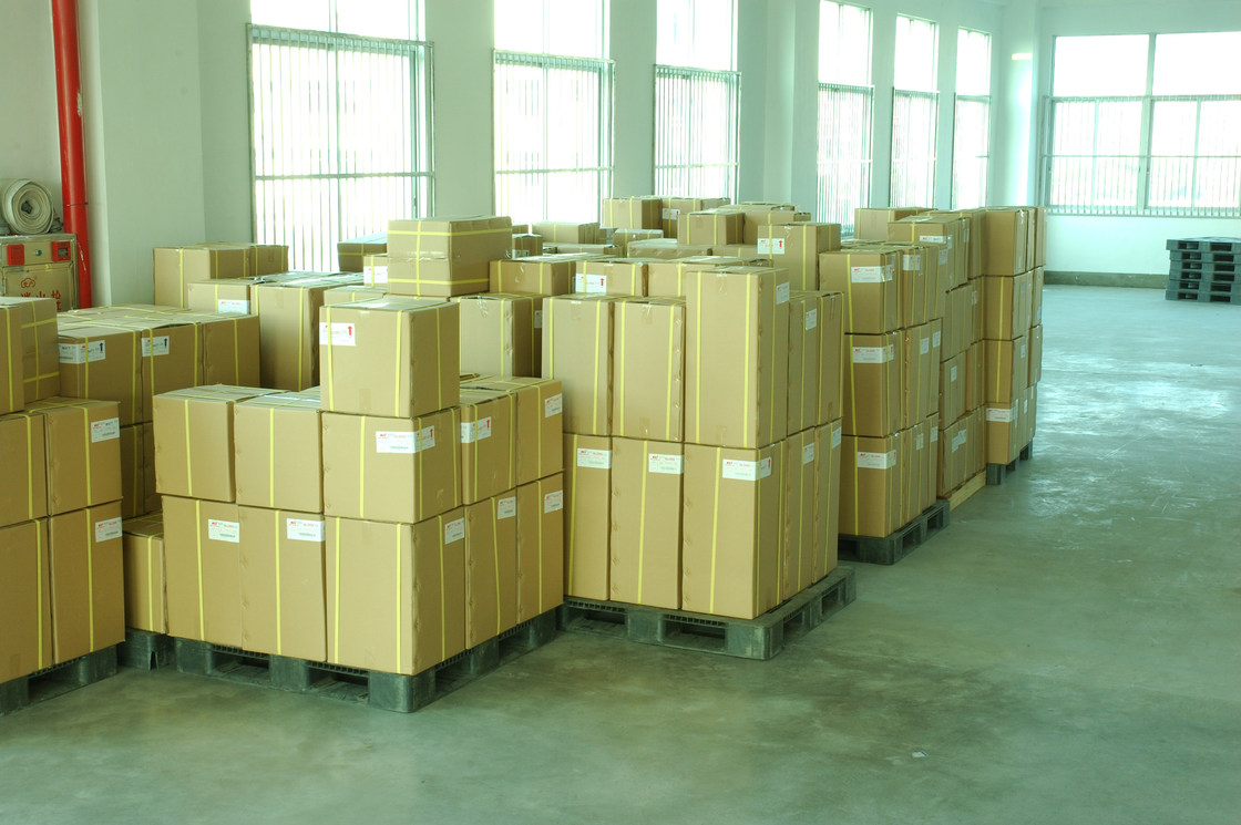 Màng cán nhiệt 30MICRON với bề mặt nhám mịn cho cán kỹ thuật số