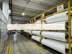 Màng cán nhiệt PET trong suốt cao với khả năng chịu nhiệt lên đến 130°C, độ bóng trên 90 độ, lý tưởng để cán màng.